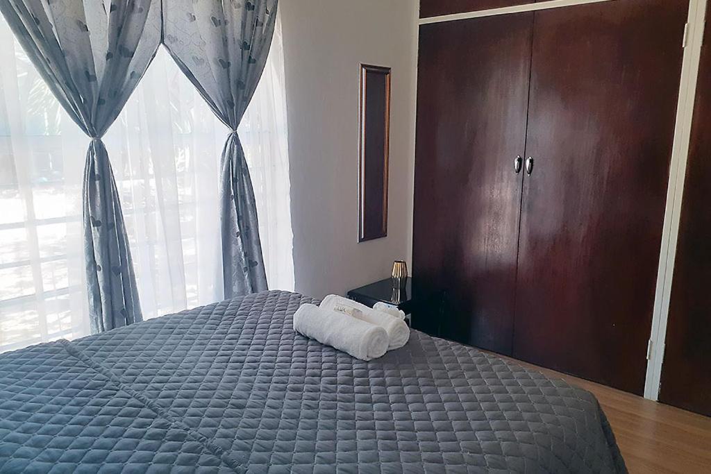 Queens Palace Pretoria-Noord Zewnętrze zdjęcie